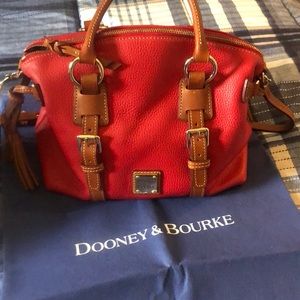 Dooney & Bourke